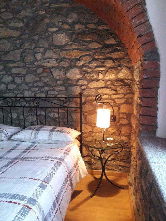 La Maison Rose Aoste Extérieur photo